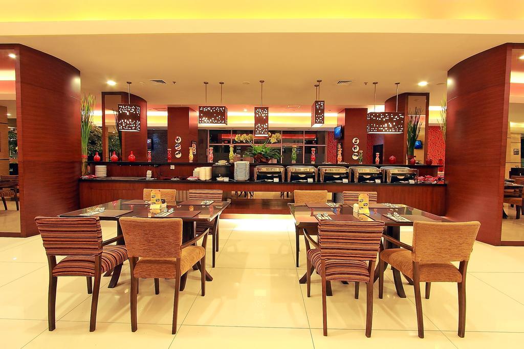 Apartemen 1 Bedroom Solo Paragon Surakarta Esterno foto