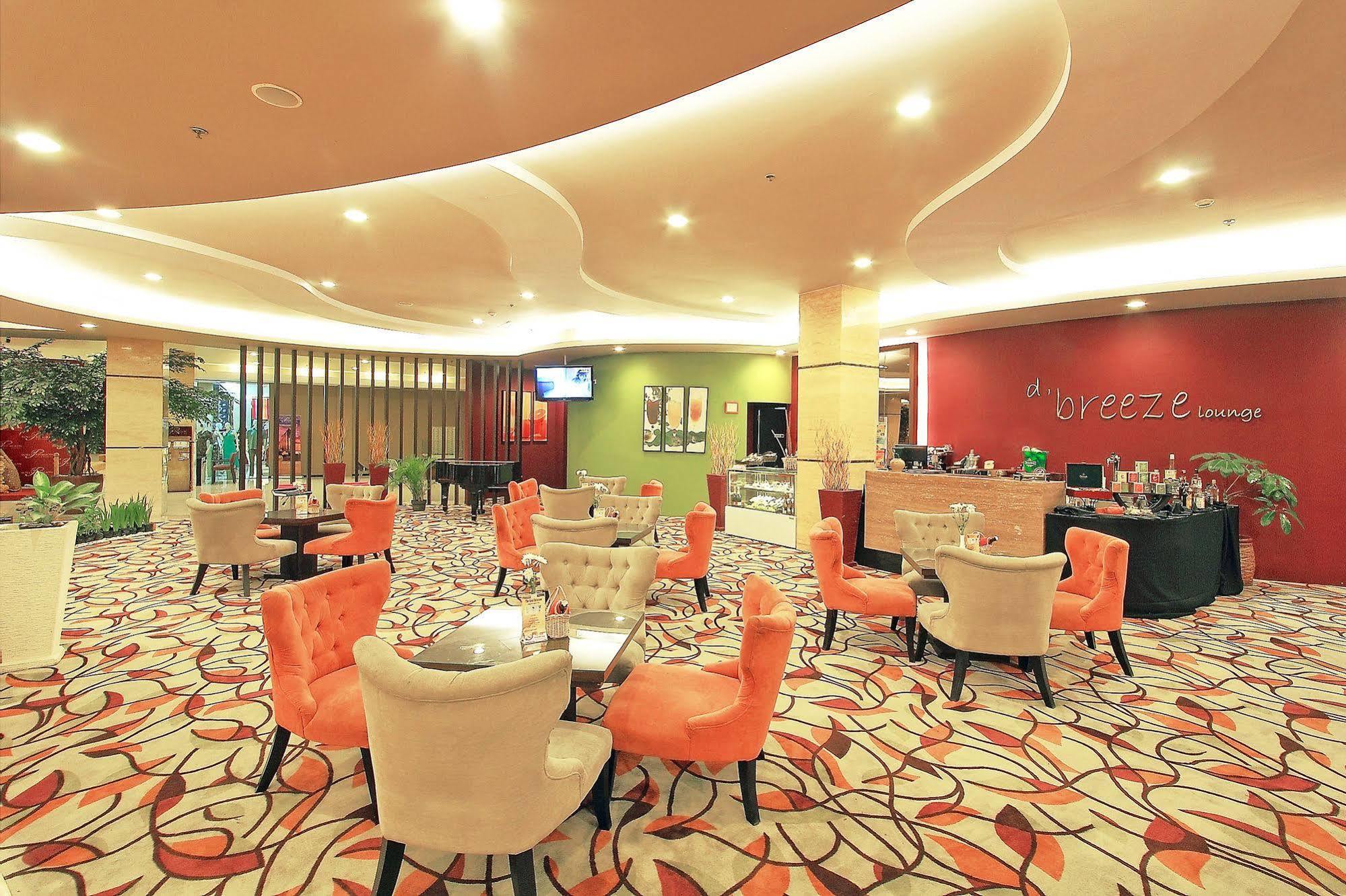 Apartemen 1 Bedroom Solo Paragon Surakarta Esterno foto