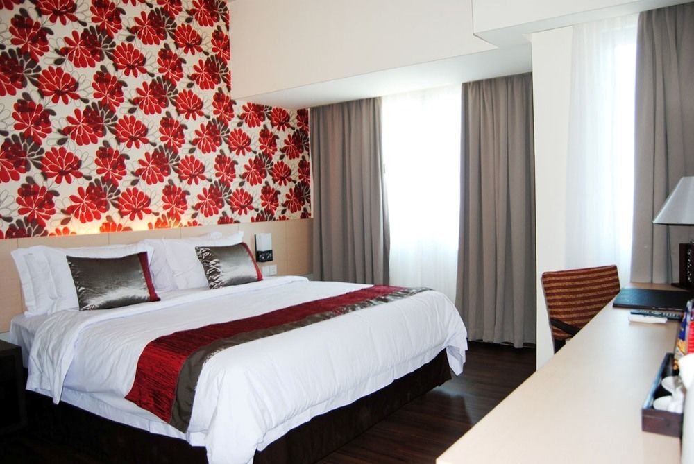 Apartemen 1 Bedroom Solo Paragon Surakarta Esterno foto